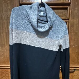 Color Block Cowl Neck